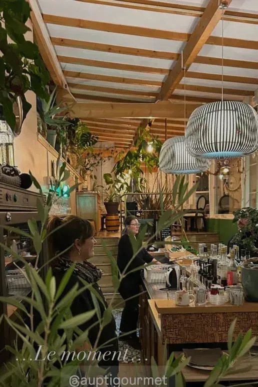 Salle du restaurant Au Petit Gourmet 3
