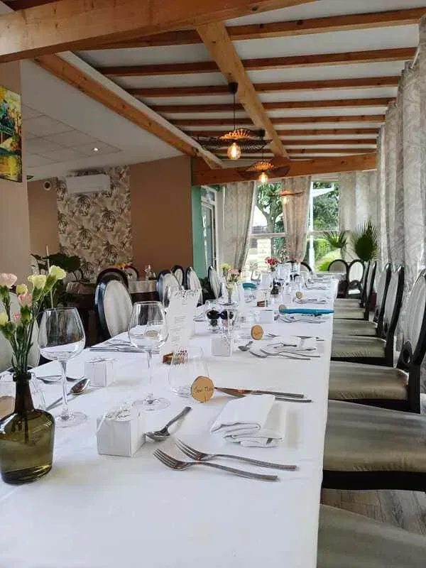 Salle du restaurant Au Petit Gourmet 4
