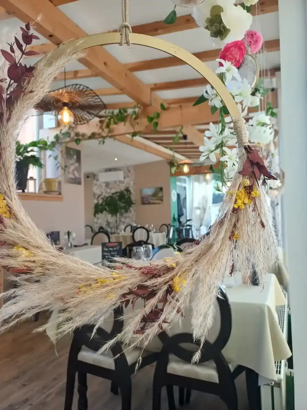 Salle du restaurant Au Petit Gourmet 12